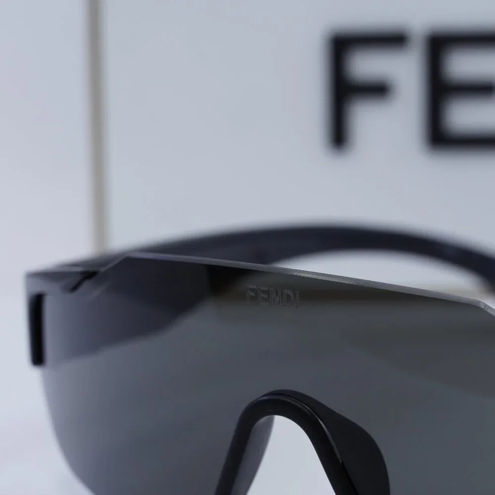 Final Price! Fendi FE40088U-Y 01A Black Grey Sunglasses - Picture 7 of 14